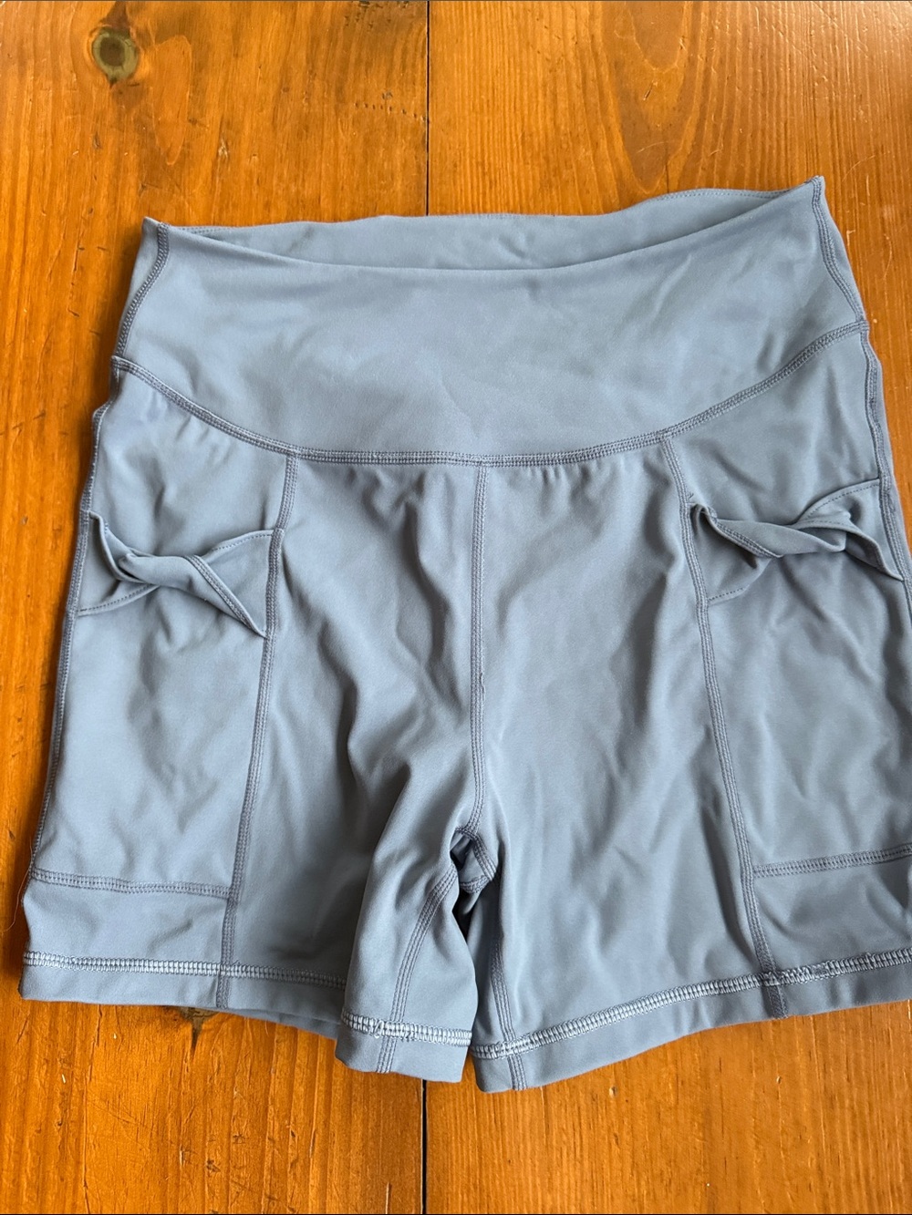FREE PEOPLE MOVEMENT biker shorts medium